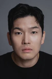 손우진